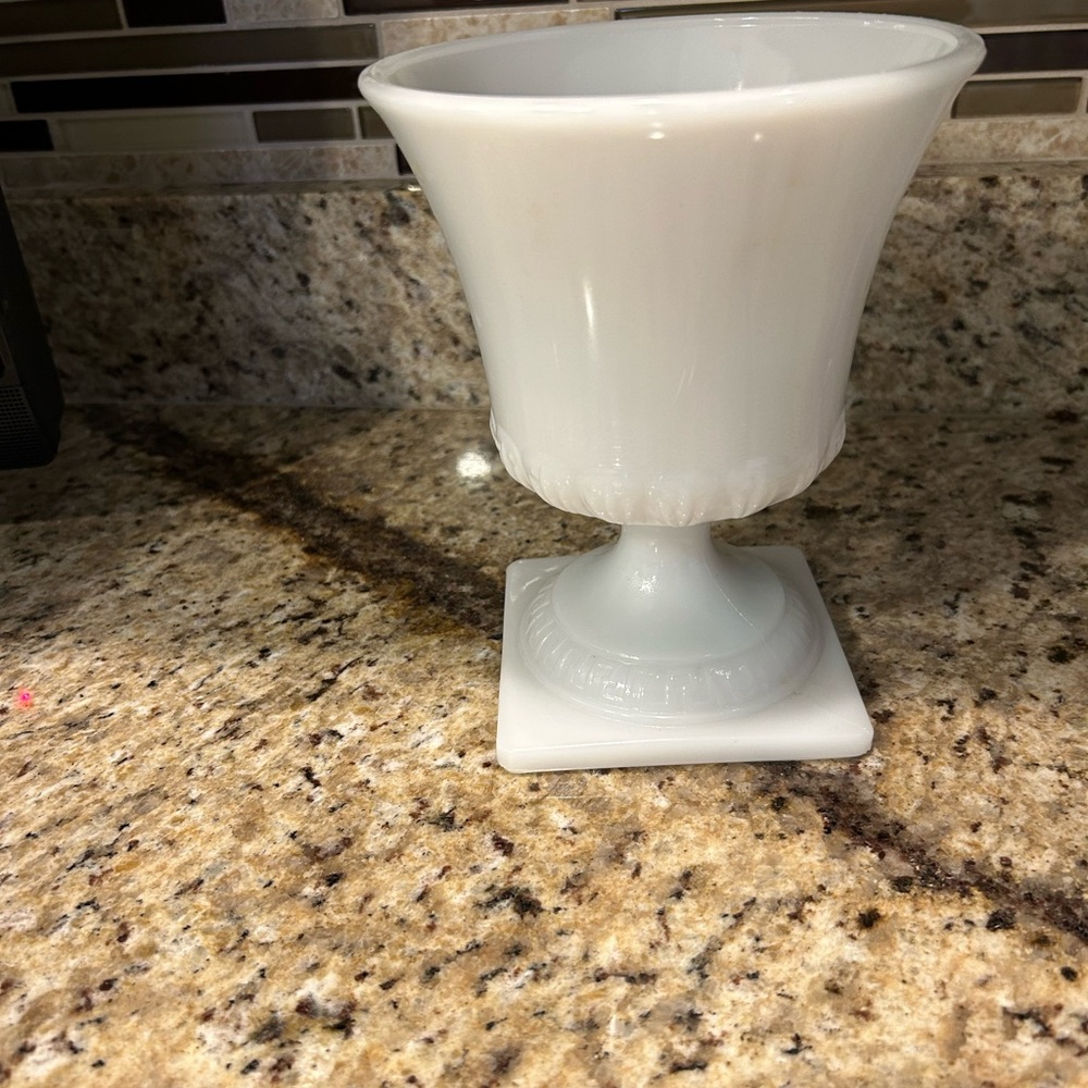 E.O Brody &Co
White milk glass pedestal vase
